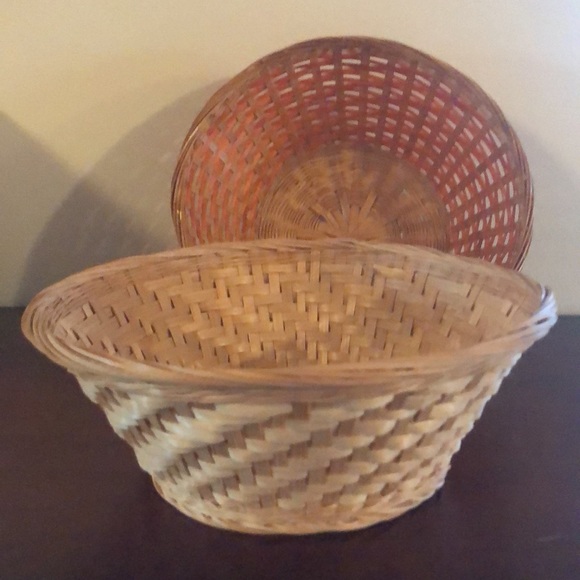 Two nesting baskets - Picture 3 of 7